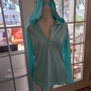 Hooded athletic top